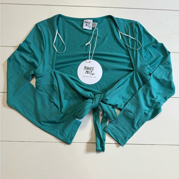 Princess Polly Long Sleeve - Picture 1 of 3
